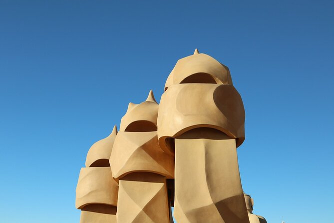 Life of Gaudi and Architectural | Walking Tour | 2h - Sagrada Família gives the morning its finish