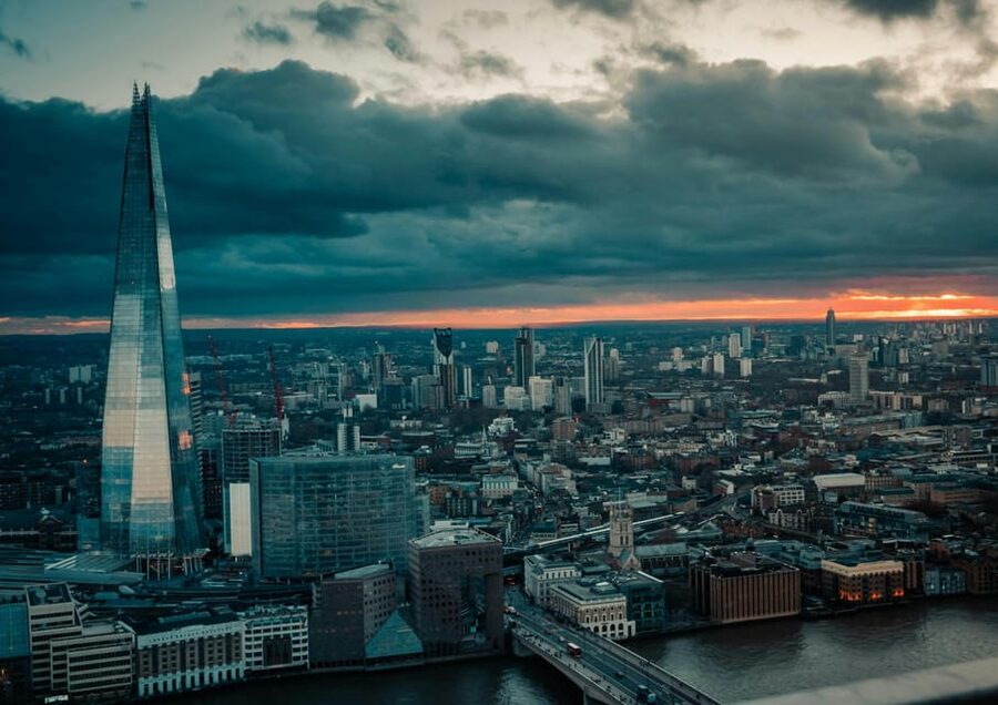 London: Modern Architecture & Building Guided Walking Tour - The Gherkin and the Can of Ham