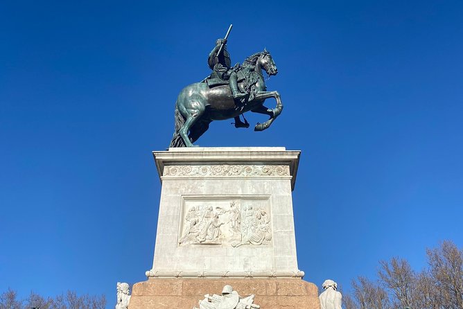 Madrid Historic with an architect : Arabs, Austrias and Bourbons - The Arab Wall, a small surviving piece of early Madrid