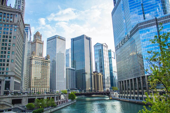 Magnificent Mile Tour With Optional 360 Chicago Upgrade - Timing, meeting point, and practical planning