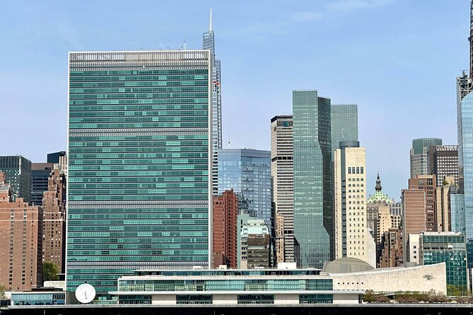 Manhattan Architecture Yacht Cruise - Weather, timing, and Friday themes