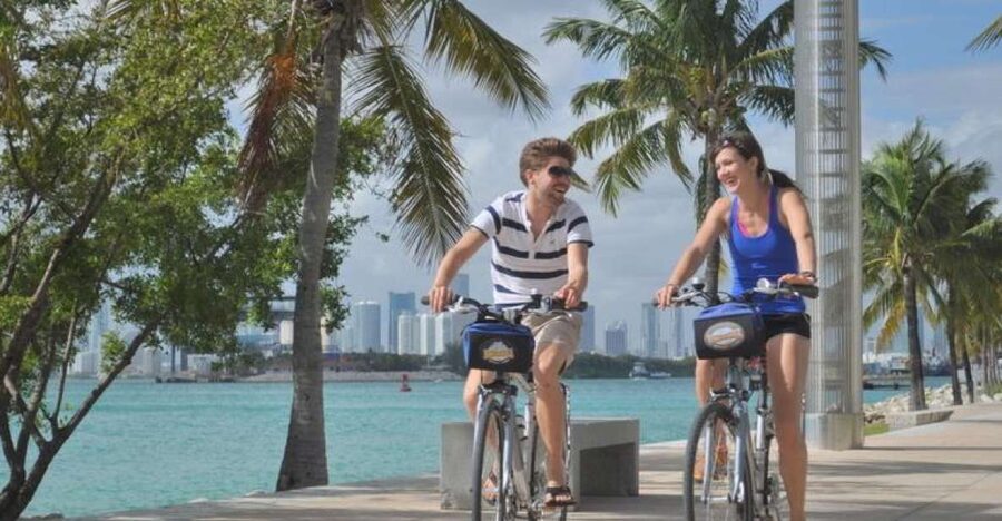 Miami: 2-Hour Art Deco Bike Tour - Why a bike is a smart way to see South Beach