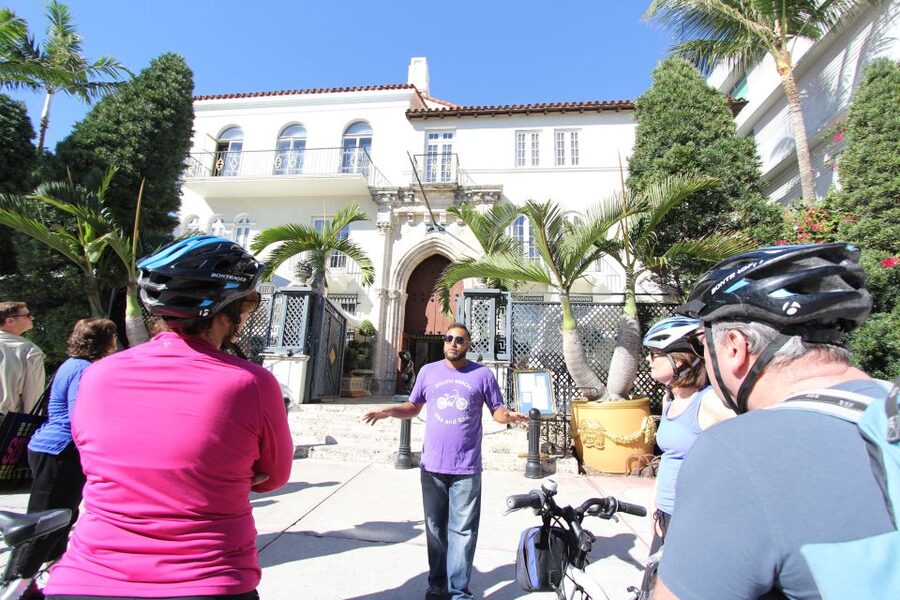 Miami: 2-Hour Art Deco Bike Tour - Lincoln Road, the Holocaust Memorial, and the Botanical Garden