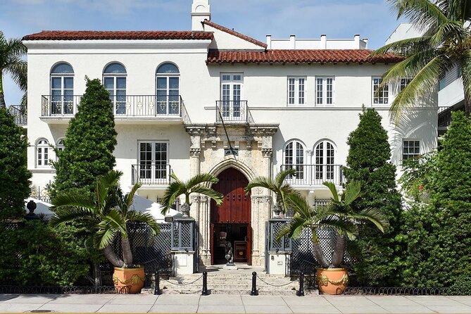 Miami Beach Art Deco & History Bike Tour with Design Enthusiast - Starting at 907 Washington Avenue