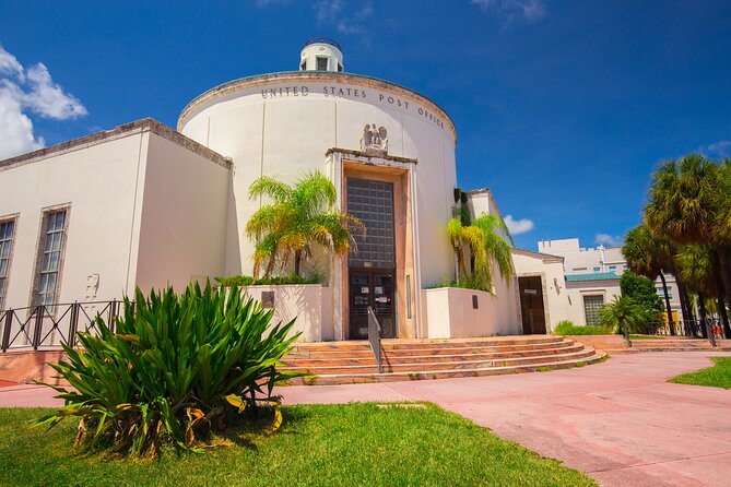 Miami Beach Art Deco & History Bike Tour with Design Enthusiast - Flamingo Park and the quieter residential side