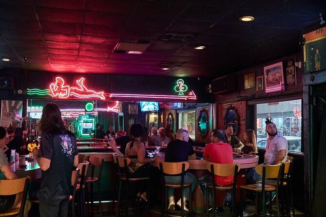Miami Beach Bar Tour: Art Deco & Neon Lights by Local Historian - Physical demands, timing, and group size