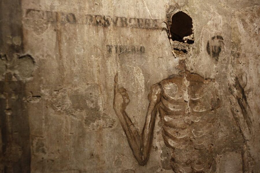 Naples: San Gaudioso Catacombs Guided Tour - Early Christian art and the tomb of St. Gaudiosus