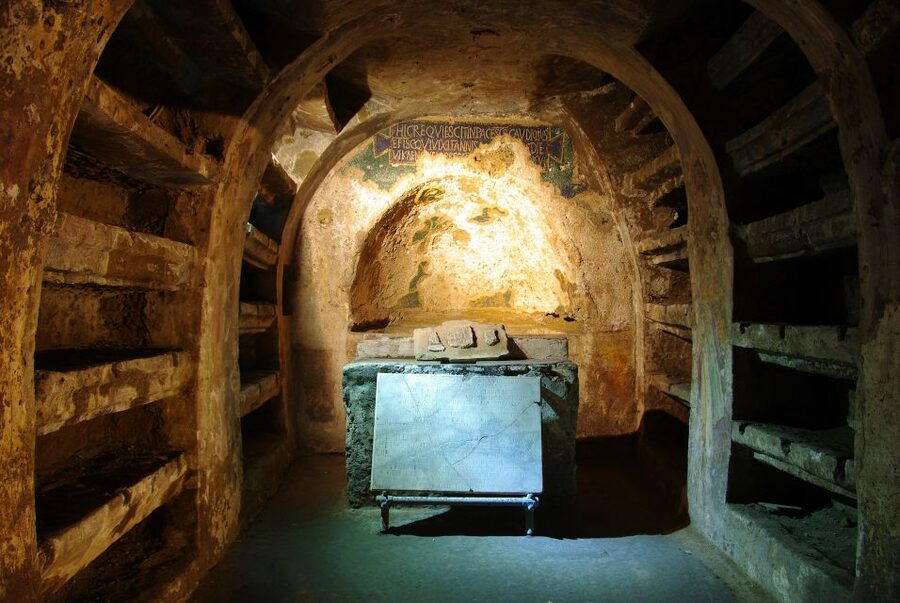 Naples: San Gaudioso Catacombs Guided Tour - Timing, meeting point, and comfort