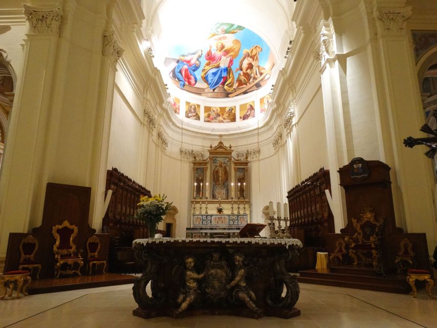 Noto: Sicilian Baroque Architecture Guided Walking Tour - The Loggia del Mercato and Noto’s everyday side
