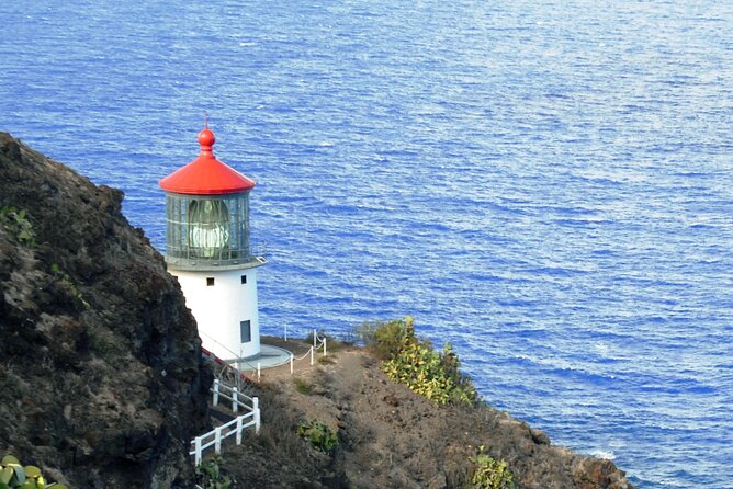 O‘ahu Highlights Private Guided Tour: Landmarks & Architecture - Iolani Palace and the story of royal Honolulu