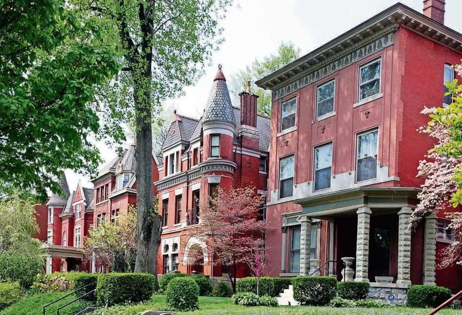 Old Louisville: History and Architecture Walking Tour - Why Old Louisville is worth your walking time