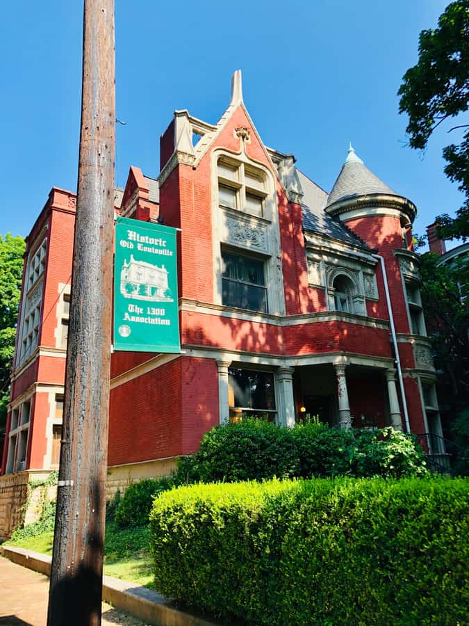 Old Louisville: History and Architecture Walking Tour - The first steps into America’s grand Victorian district