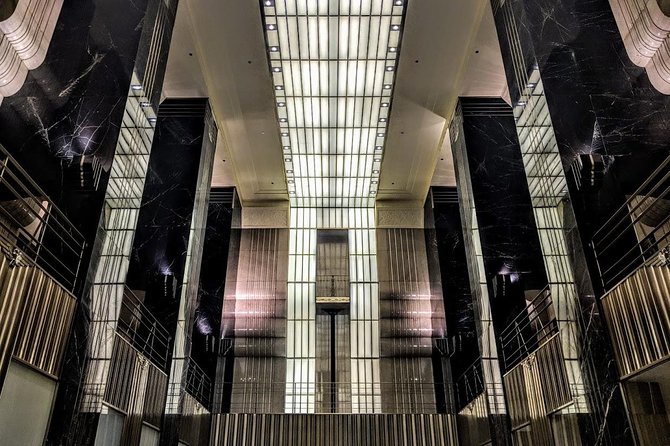 Original Chicago Architecture Interiors Tour: Dazzling Interiors - How the guides bring the buildings to life