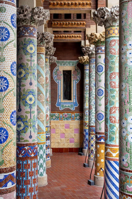 Palau de la Música & Sant Pau Modernist Site - Palau de la Música: a concert hall built for looking up