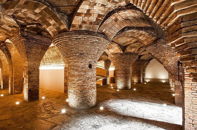 Palau Guell by Gaudi with Audio Guide in Barcelona - How the audio guide shapes the visit