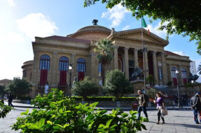 Art and Architecture Walking Tour