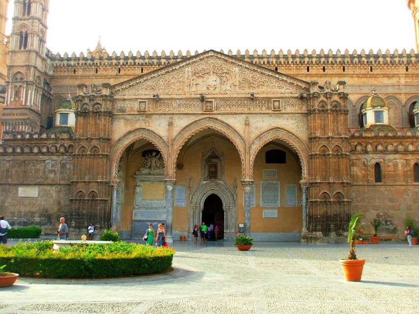 Palermo Tour: Magnificent Mixture Of Architectural Styles - Starting at Politeama Square