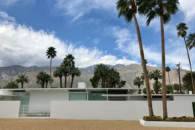 Palm Springs Modernism Architecture & History Bike Tour - Indian Canyons Golf Resort and the longest stop