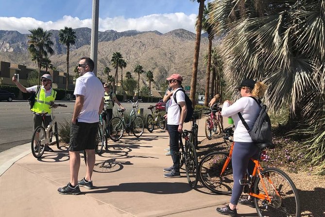 Palm Springs Modernism Architecture & History Bike Tour - Brennan’s guiding style makes the history easier to follow