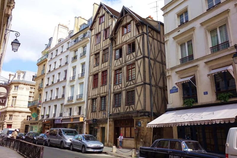 Paris: Discover the hidden architecture gems of Le Marais - Hôtel des archevêques de Sens and medieval Paris