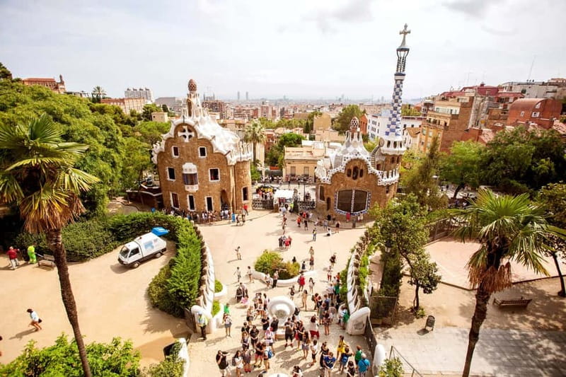 Park Güell: Guided Tour with Optional Gaudí Experience Entry - Key points to know before you book