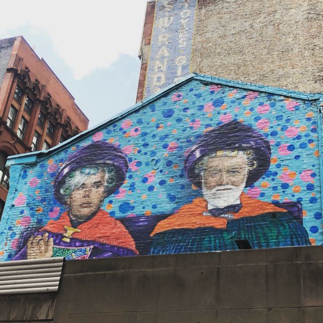 Pittsburgh: Best of the Burgh History and Architecture Tour - Small details that improve the experience