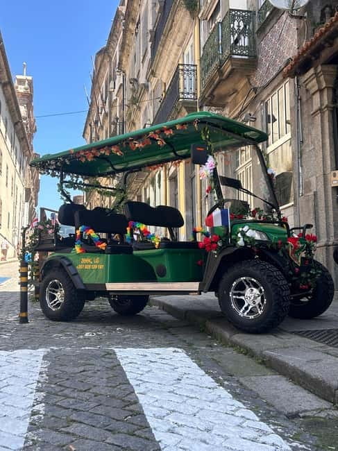 Porto Tour: Street Art & Architecture Experience 3h - Baixa and Cedofeita: where walls become galleries