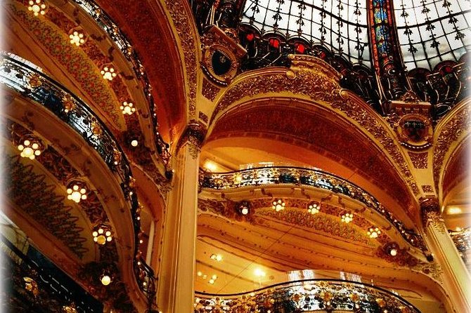 Private Art Nouveau and Art Deco tour near Opera - A drink inside Mollard brasserie