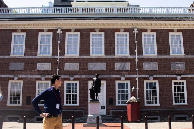 Private Philadelphia French/English Historical and Architectural Walking Tour - Independence National Historical Park, the essential first chapter