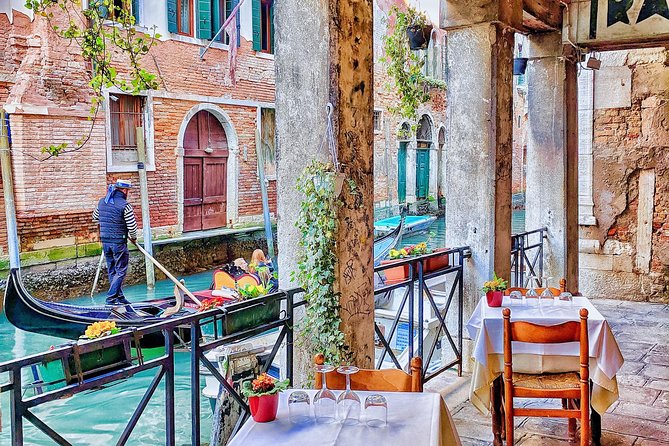 Private Tour: Venice Art and Architecture Walking Tour - Guide quality matters more than the printed route
