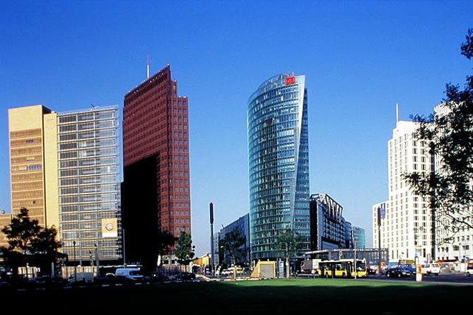 Private walking Tour: Berlin Architecture Tour - Gendarmenmarkt and Friedrichstrasse: old elegance, new commerce
