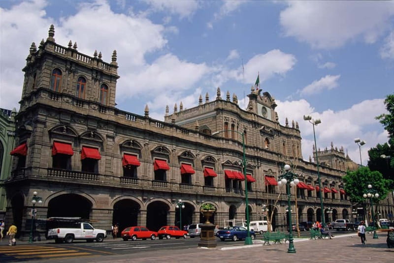 Puebla Architecture Walking Tour - Entering Puebla Cathedral