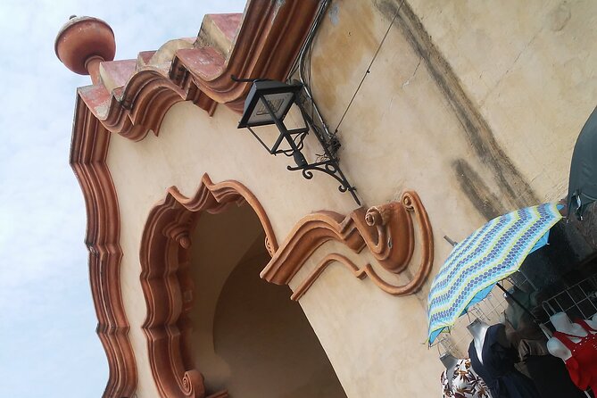 Queretaro: colonial architecture and history - Remembering the city at the Panteón de los Queretanos Ilustres