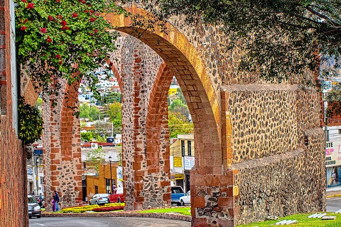 Queretaro: colonial architecture and history - Plaza de Armas and the city’s public face