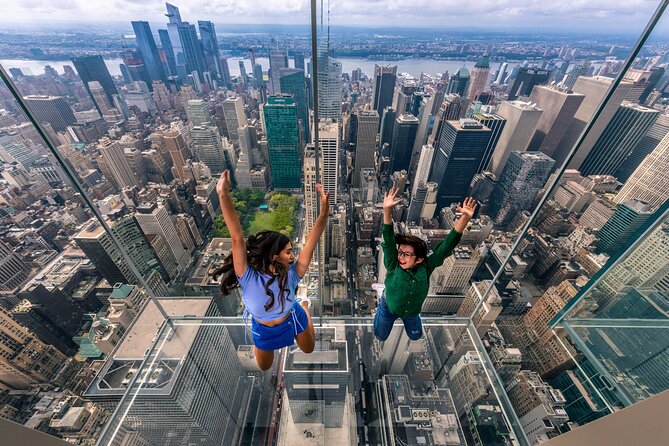 Race to the Sky: NYC Architecture Tour With SUMMIT One Ticket - One Vanderbilt and the feud behind the skyline