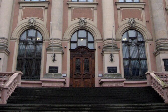 Riga's Architecture: A self-guided audio tour of the city's art nouveau history - Alberta 2a and the Decorative Work of Mikhail Eisenstein