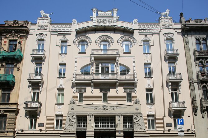 Riga's Architecture: A self-guided audio tour of the city's art nouveau history - Elizabetes 10b and the First Lessons in Art Nouveau