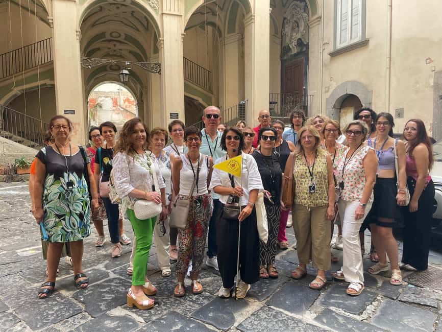 Rione Sanità: tour among street art, architecture, folklore - Who should choose this Sanità tour