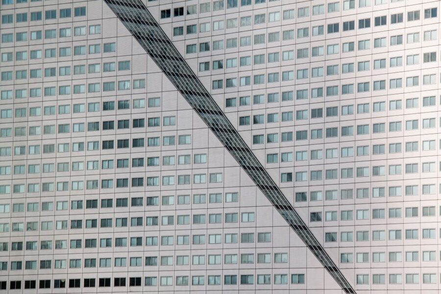 Rotterdam: Architectural Highlights Guided Walking Tour - Sint Laurens Church and the Memory of Old Rotterdam