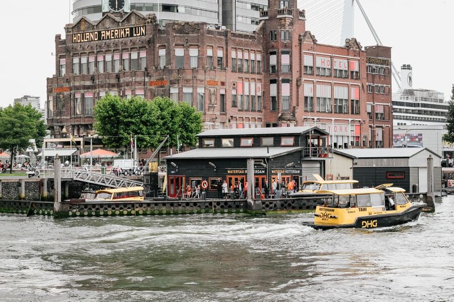 Rotterdam Architecture: Centre and South Bank with watertaxi - Starting beneath Rotterdam Central Station’s clock