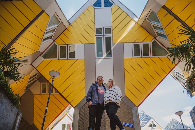 Rotterdam Walk: Hilights, Gems, Architecture & WWII | 2 or 3hrs - Walking beneath the cube houses