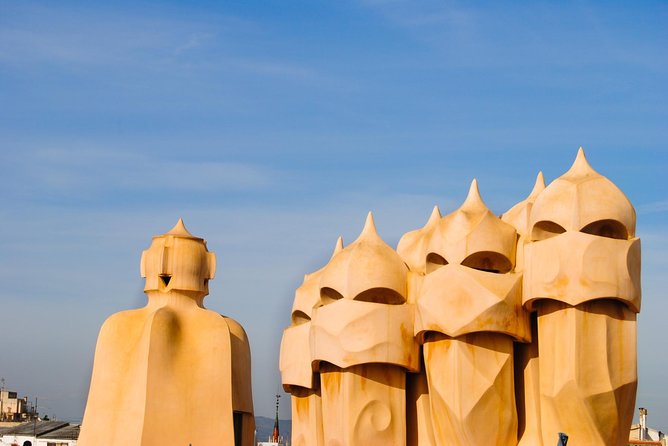 Sagrada Familia & Gaudi Tour Private or Small Group with Tickets - The metro ride is practical, not just a change of scenery