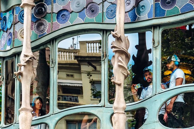 Self-Guided Audio Tour-The Surrealist Barcelona of Dalí and Gaudí - The theatre and the other historical stops