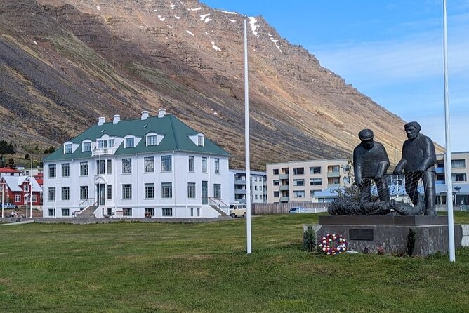 Self-Guided Tour of Ísafjörður: Art, History, and Architecture - Starting beside the Westfjord History Museum