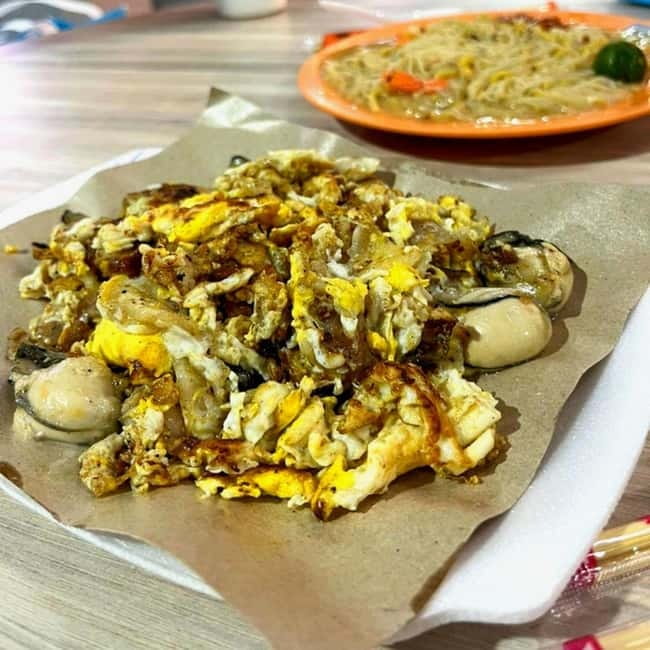 Singapore: Architecture and Food Tour with Tastings - Marina Bay Sands and the modern Singapore skyline