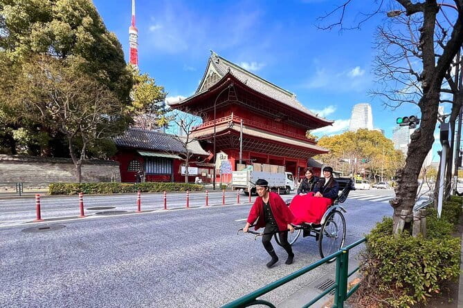 Small-Group Architecture Tour in Ginza, Tokyo - Kabukiza Theater and the art of a public façade