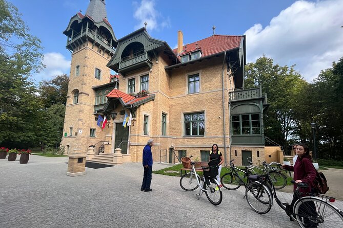 Sopot Private City Walking or Bike Tour with a local architect - Goyki 3 and the Tower Villa’s Alpine style