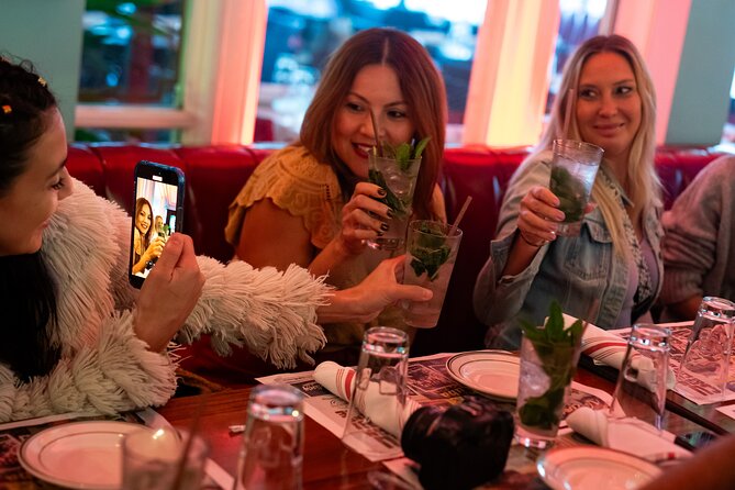 South Beach Food & Fun Art Deco Miami Food Tour - The first full round of food