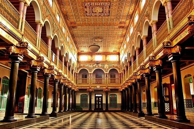 South India Tour- Temple Architecture and Backwaters - Pondicherry adds French streets and Indian shrines