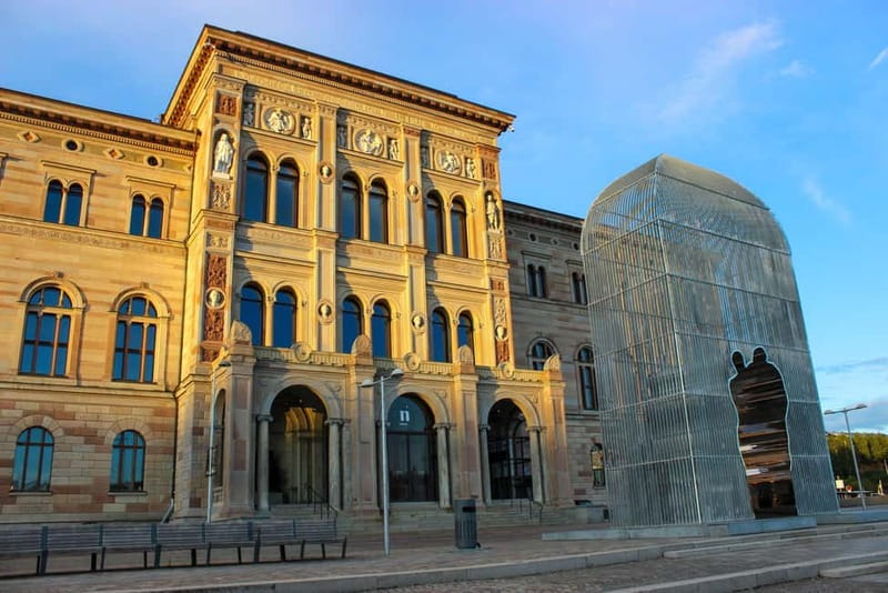 Stockholm: Scandinavian Architecture & Design Ostermalm Tour - The Royal Swedish Opera and the final approach